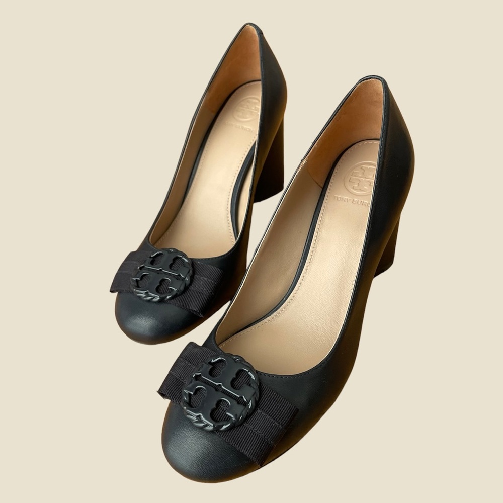 Tory Burch Elizabeth Bow Round-Toe Pump Heels